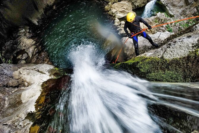 3Hrs Intermediate Canyoning in North Bali (Pickup, Lunch & GoPro) - Yeh Muncat: Playful Intermediate Canyoning in North Bali