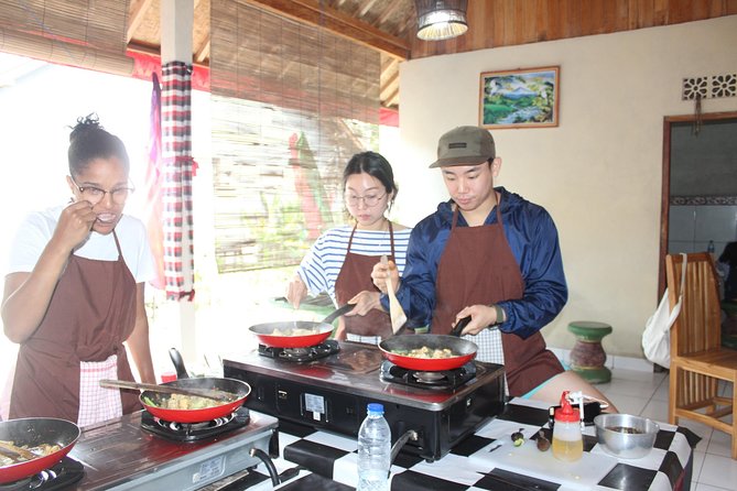 Afternoon Cooking Class & Making Bali Offering with Dinner - Making a Canang Bali Offering: More Than a Craft