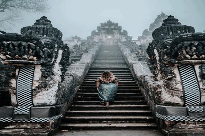 ALL INCLUSIVE - Bali Gate Of Heaven Tour - Tukad Cepung: the hidden waterfall you reach by squeezing between cliffs