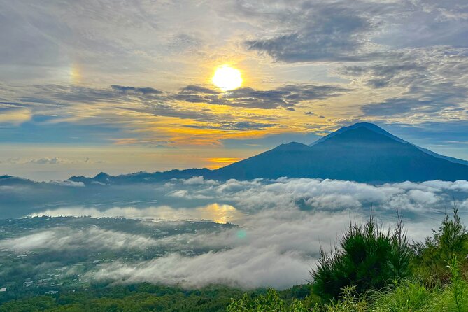 All inclusive Mount Batur Trekking with Hot Spring tour - The summit at around 05:30: what the altitude does to the mood