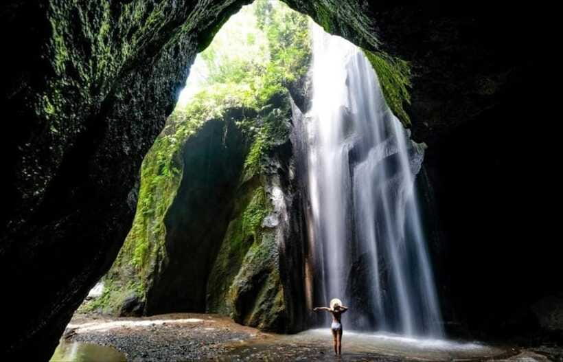 Bali: 3 best waterfall and tegalalang rice terrace - Goa Raja: Cave Waterfall Power With Fewer Crowds