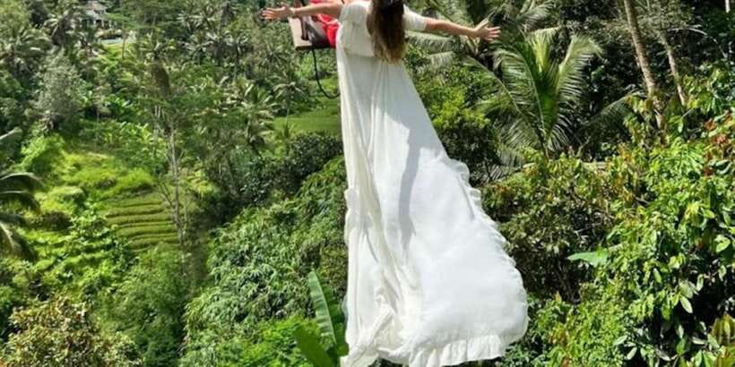 Bali: Bali Swing, Monkey Forest, Rice Terrace, Waterfall - Bali Swing: fun photos, colorful dress, and the one detail to plan for