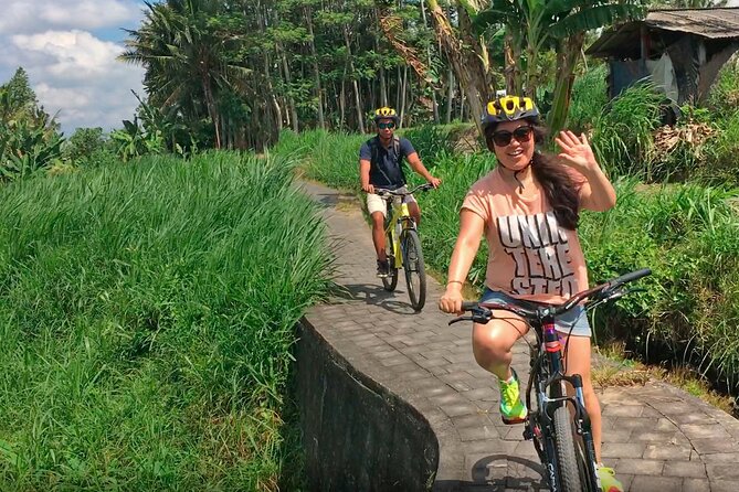 Bali Bike Tour Ubud Area - Bongkasa Finish: Lunch in a Family Setting, Not a Food Court
