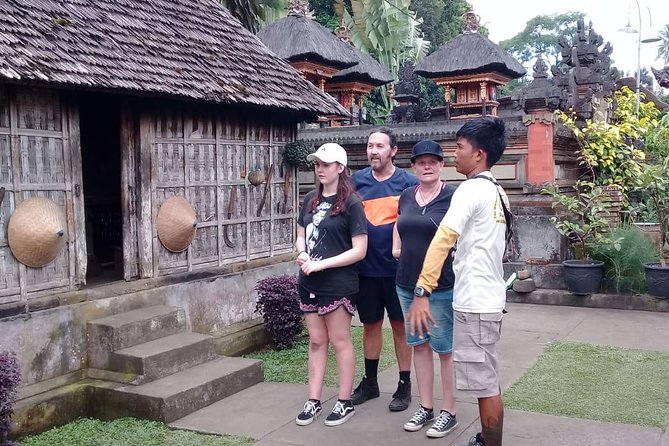Bali Countryside Cycling Adventure - Bamboo forest riding: Penglipuran Bamboo Forest and the craftsmen within
