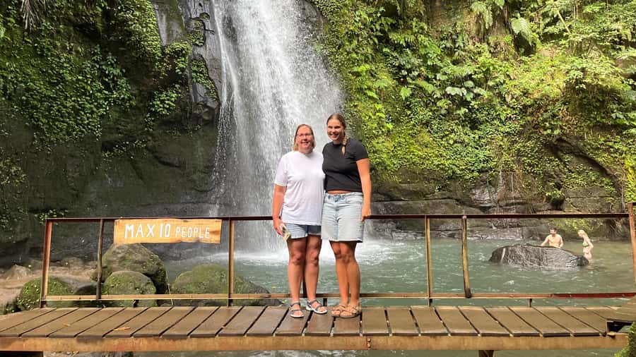 Bali: Customise your Bali Tour with Driver-Guide - Customizing your route: temples, monkeys, rice terraces, and waterfalls