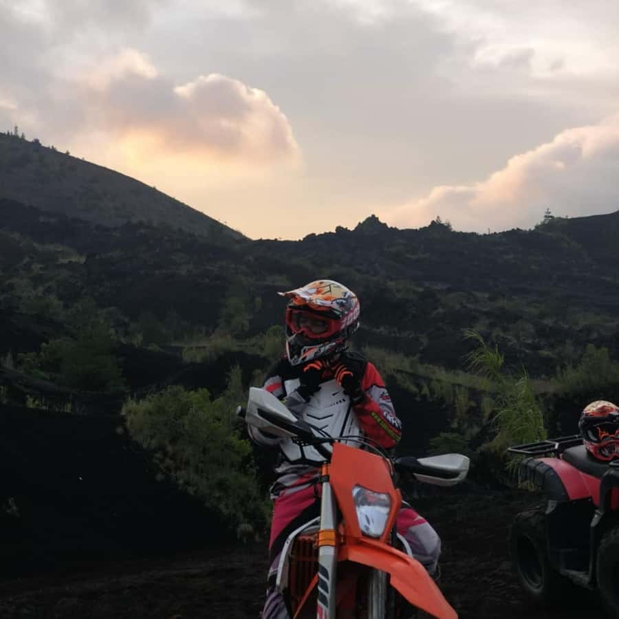 Bali: Extreme Dirt Bike Experience in Nature - Beach ride finale: why the ending feels different from the start