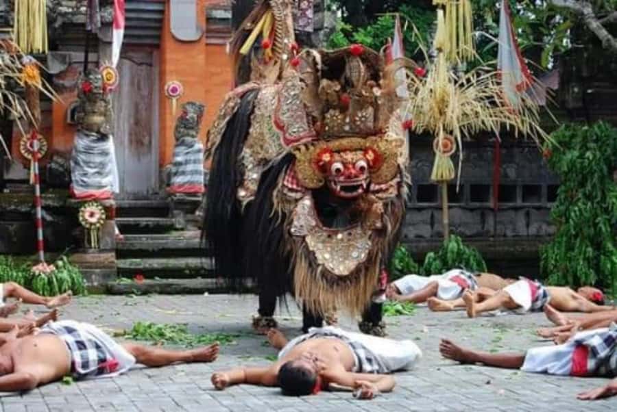 Bali : Highlight of Ubud Culture, Temple and Batur Volcano - Pickup, private car pace, and why it matters