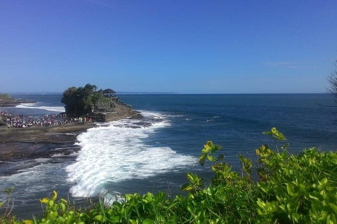 Bali in 1-Day : Rice Terrace, Volcano, Tanah lot - All Inclusive - Celuk and arts villages: browse freely, skip the hard sell