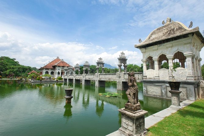 Bali Instagram Tour: Gate of Heaven, Swing and Waterfall Day Tour - Key things that make this tour worth your morning