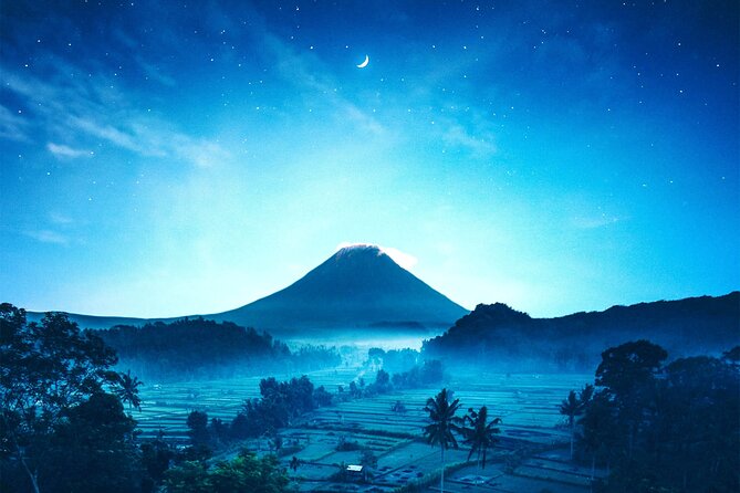 Bali Instagram Tour- Most Scenic Spots in Bali - Maha Kencana lunch stop: a Mount Agung view that buys back your energy