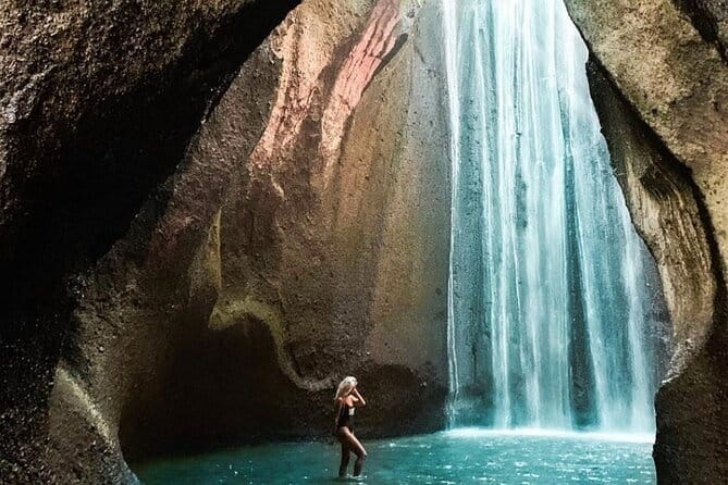 Bali: Lempuyang Temple, Waterfall & Rice Terrace Private Tour - Tegalalang Rice Terrace walk: Subak irrigation you can actually appreciate