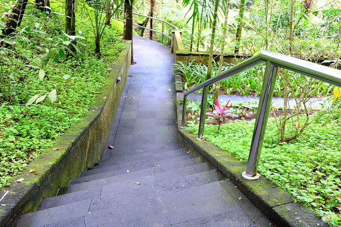 Bali Mason Adventure White Water Rafting - The stair challenge: lockers, changing rooms, and the post-raft shower