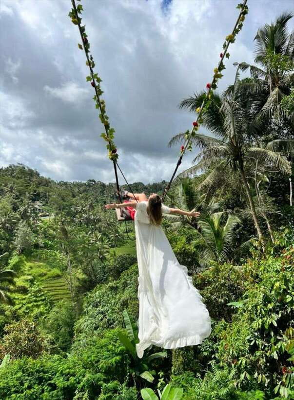 Bali: monkey forest, rice terrace, water temple, waterfall - Tirta Empul Water Temple purification: a calm, meaningful stop