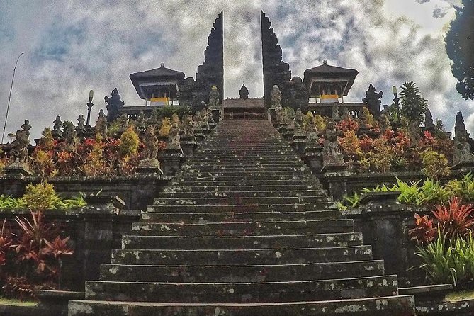 Bali Most Beautiful Temples Private Tour - Tirta Empul: Holy Spring Water and the Petirtaan Layout