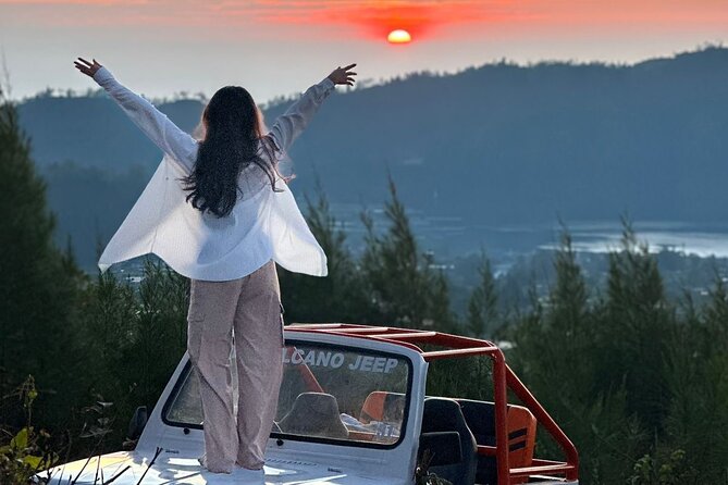 Bali: Mount Batur Jeep Sunrise & Hot Springs - All Inclusive - Breakfast on the jeep: egg sandwich comfort with a view