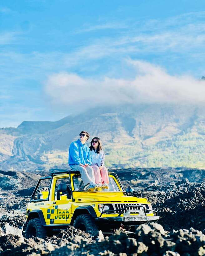 Bali: Mount Batur Sunrise Jeep and Black Lava With Breakfast - Breakfast with hot drinks, on your schedule