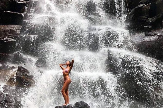 Bali: Pakerisan River Tubing Adventure with Rapids, Guide & Lunch - From the start point to your first rapids: what the river feels like