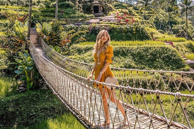 Bali Private Couple Tour – Custom Itinerary - Lempuyang Temple: the Gate of Heaven and Mount Agung framing
