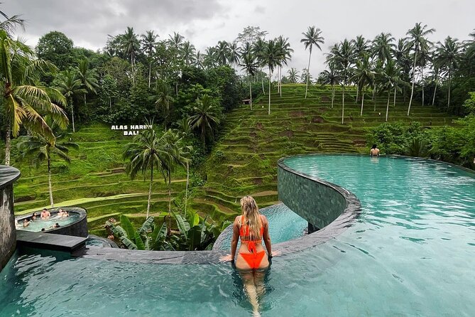 Bali Private Couple Tour – Custom Itinerary - Ulun Danu Bratan Temple: the floating-temple look at Lake Beratan