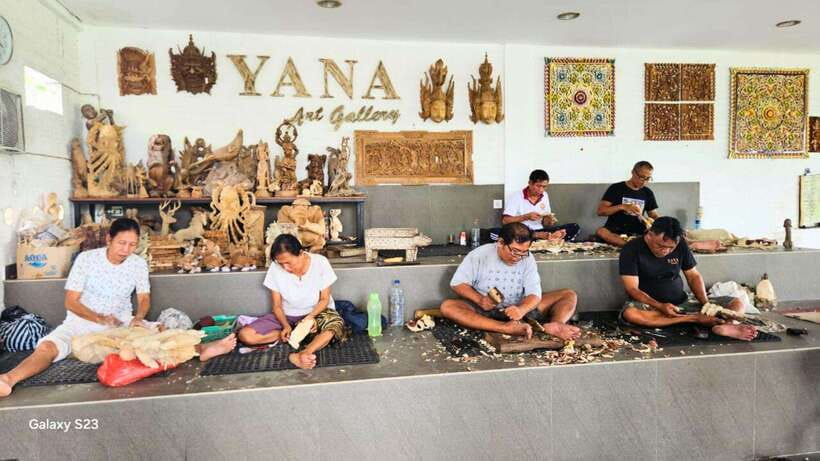 Bali: Private Instagram Tour - Ubud Silver Craft and Werochana Wood Carving: Where Shopping Feels Less Sketchy