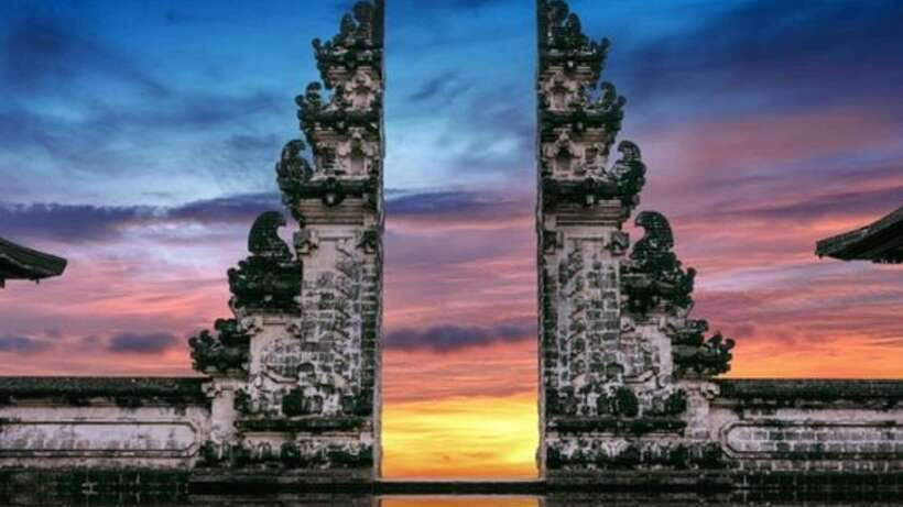 Bali: Private Instagram Tour - Lempuyang Temple Visits: Timing, Etiquette, and Getting the Shot