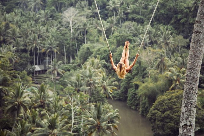 Bali Private Tour : Best Of Ubud & Volcano View With Jungle Swing - Bonus stops: Sumampan Waterfall, Ubud art market, and coffee processing tasting