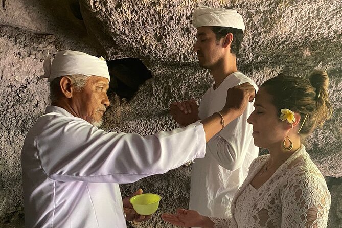 bali sacred natural healing with Priest. - Manduang purification: sacred cave, holy spring, and that bell