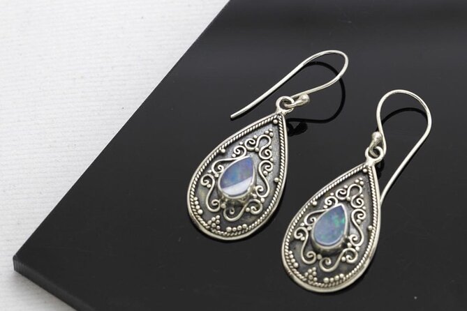 Bali - Silver Jewelry Making Class - The Artika Silver session: shaping, cutting, cleaning, finishing