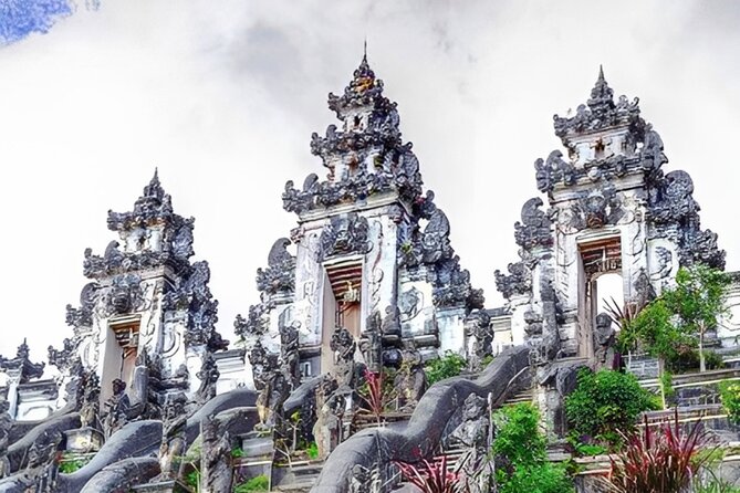 Bali Snorkeling Tour At Blue Lagoon with Gate of Heaven Temple - Drivers and Guides: Why Punctual Help Changes the Whole Day