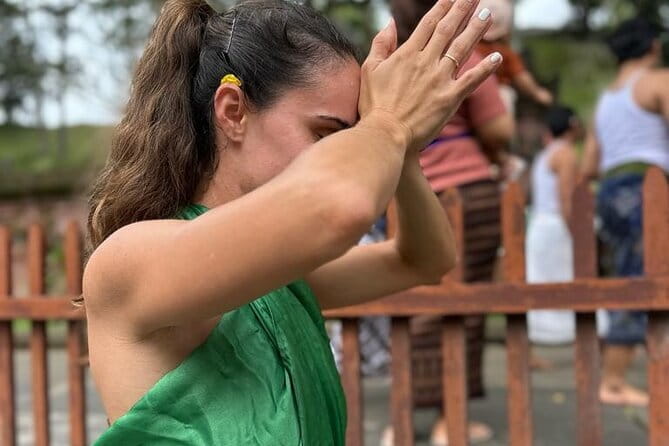 Bali Spiritual Shamanic-Palm Reading, Temple Healing Tour - Tirta Empul Water Temple Cleansing: Sacred Springs, Ceremony Time, and Being Ready