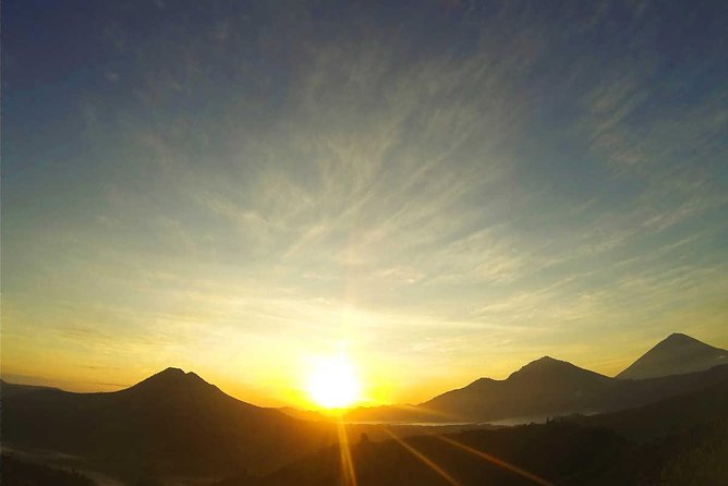 Bali Sunrise Trekking and Natural Hot spring Tour - Pickup Times from Ubud (and Why You Should Set Two Alarms)