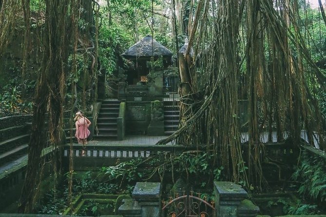 Bali Sunset: Uluwatu Temple - Kecak Dance- Jimbaran Bay - Who this tour suits best (and who should skip it)