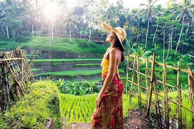 Bali Tirta Empul Tours Experience with Spiritual Cleansing - Tegalalang Rice Terraces: subak irrigation explained while you walk