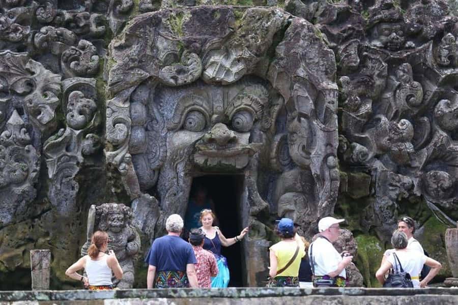 Bali: Top Highlights Private Full-Day Tour from Hotel - Batuan Temple and the cultural reset
