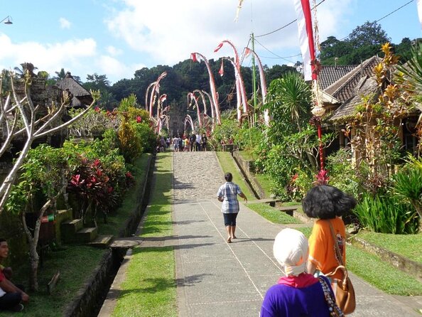 Bali Tour: Cepung Waterfall, Penglipuran Village, & Mt Batur View - Key things you’ll notice on this Bali day trip