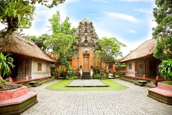 Bali Tour Driver - The 8-hour route: timing, pacing, and what you’ll actually spend your time on
