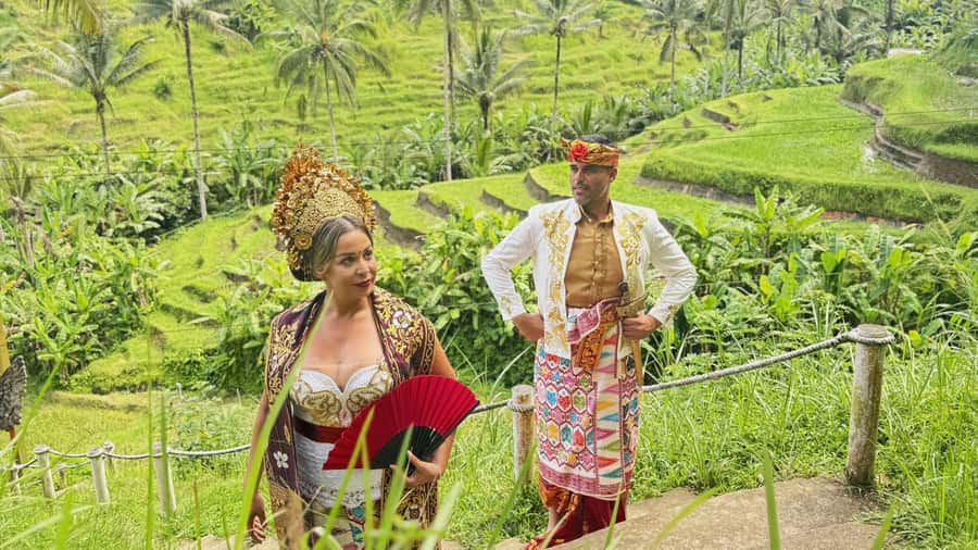 Bali:Traditional Wedding Photoshoot with the Rice Field View - Inside U Fun Field: the seven photo booth scenes you’ll target
