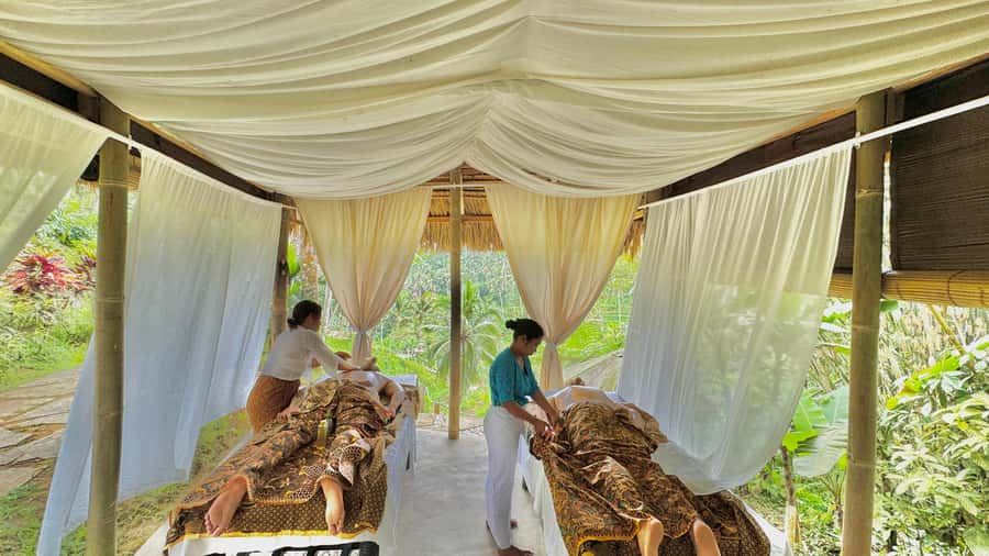 Bali:Traditional Wedding Photoshoot with the Rice Field View - Pickup, drop-off, and where in Bali this fits best