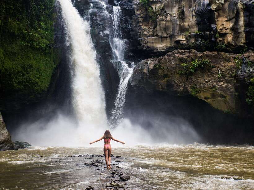 Bali: Ubud Adventure, Swing, Monkey Forest & Waterfall Tour. - Sacred Monkey Forest Sanctuary: How to Enjoy Macaques Without Getting Stressed