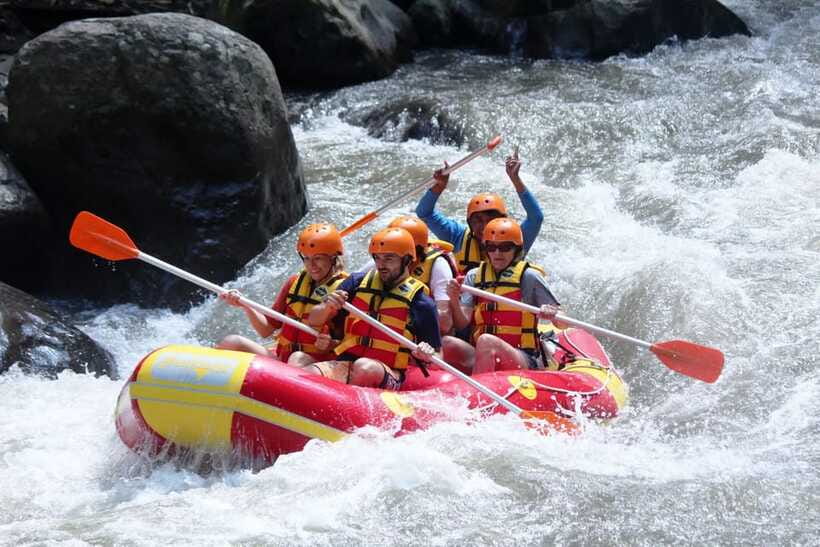 Bali-Ubud fun ATV Quad Bike Adventure & River Rafting - Lunch, Locker, and Shower: Why the Timing Matters