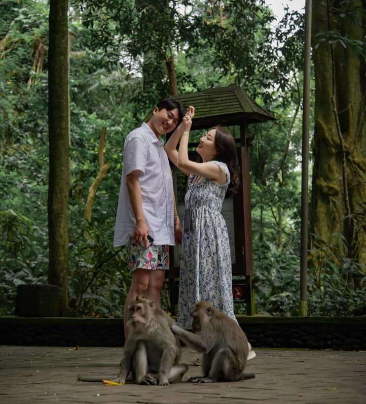 Bali: Ubud Monkey Forest, Coffee Plantation, and Market Tour - Ubud Monkey Forest: a 14th-century jungle walk in the center of it all
