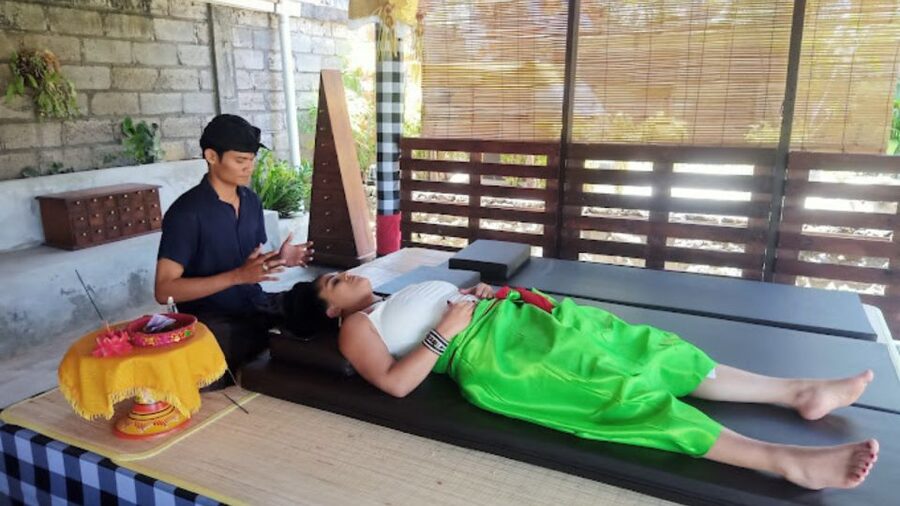 Bali: Ubud Palm of Hand Reading with Balinese Method - Who This Palm Reading Suits Best (And Who Might Skip It)