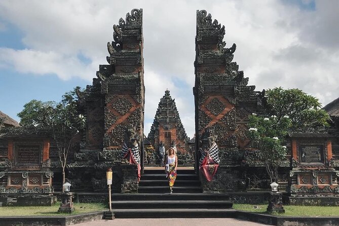 Bali Ubud private Tour with Ubud Bali Driver - FREE WIFI - Real Bali Swing: the activity side of Ubud