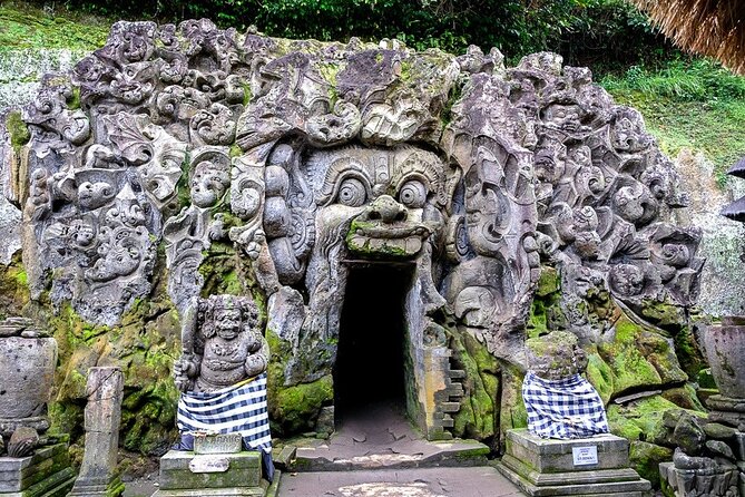 Bali Ubud Tour: Monkey Forest, Waterfall & Rice Terrace - Lunch at D’Alas Warung: Balinese food with homegrown ingredients