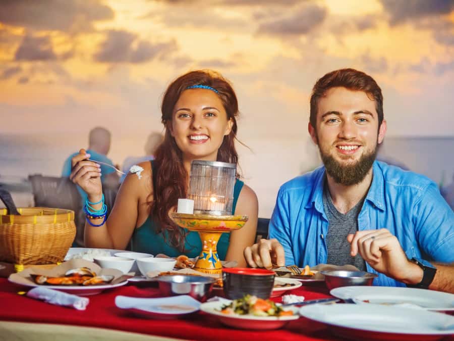 Bali: Uluwatu Temple, Kecak Dance, and Jimbaran Dinner Tour - Jimbaran Bay dinner: grilled seafood by the waterline