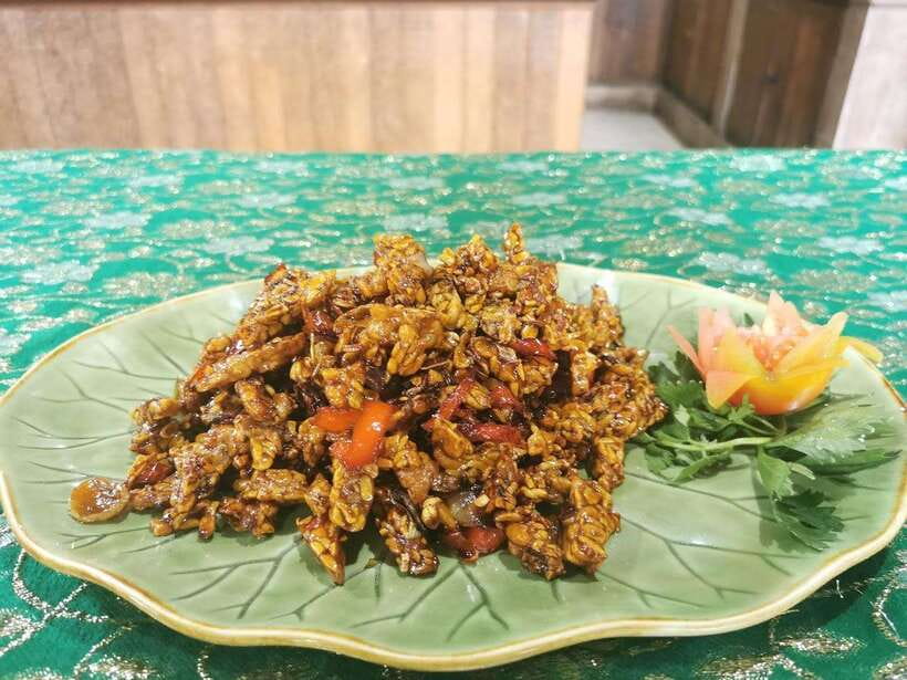 Balinese cooking class/Go shopping at the market, cook, eat - Choice and comfort: normal vs vegetarian and two dayparts