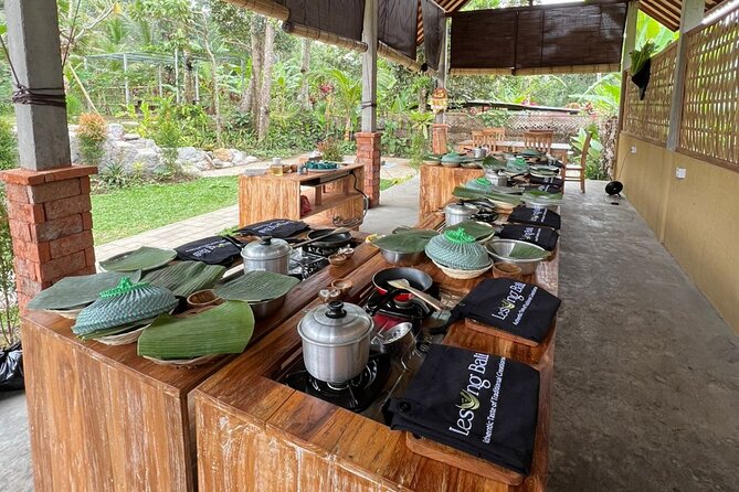 Balinese Cooking Class with Traditional Market Tour - Morning Market in Ubud: what you’re really buying