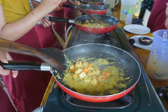 Balinese Traditional Food Cooking Class with Ubud Monkey Forest and SPA - The spa reset at 2 hours: massage and scrub, not just a lounge
