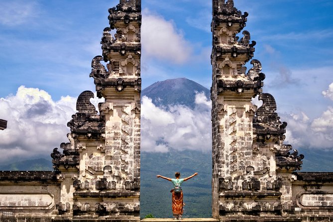 Best East Bali Tour - Virgin Beach (Pantai Putih): Beach Time With Sunbed and Umbrella
