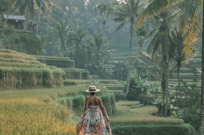 Best of Ubud Full Day Tour with All Inclusive - Stop 2: Sacred Monkey Forest Sanctuary and Staying Smart Around Wildlife